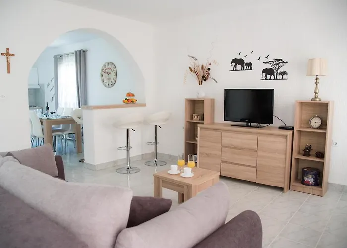 With Parking Space - Diklo, - 16522